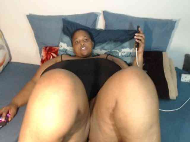 bootydiva83 bootydiva83