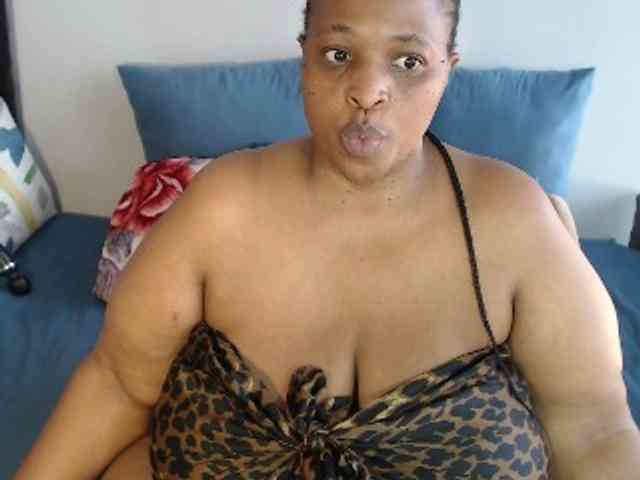 bootydiva83 bootydiva83