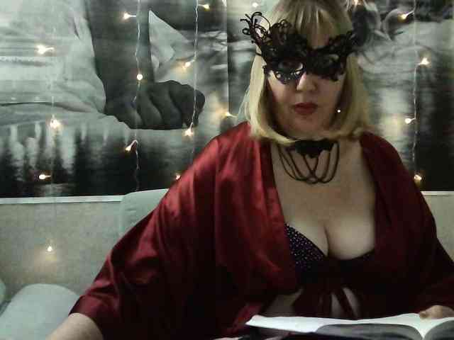 KristinaSunny webcam