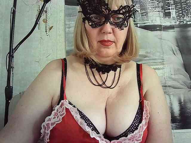 KristinaSunny webcam