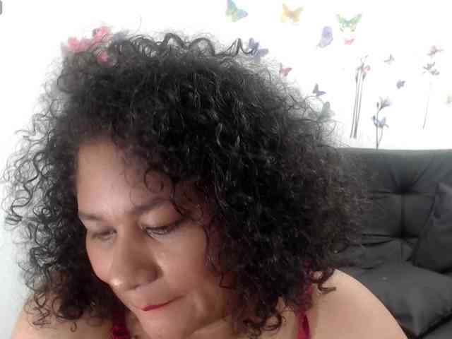 gina-noir webcam