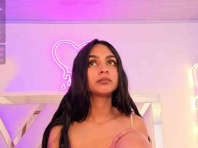 Jazmin-tay webcam