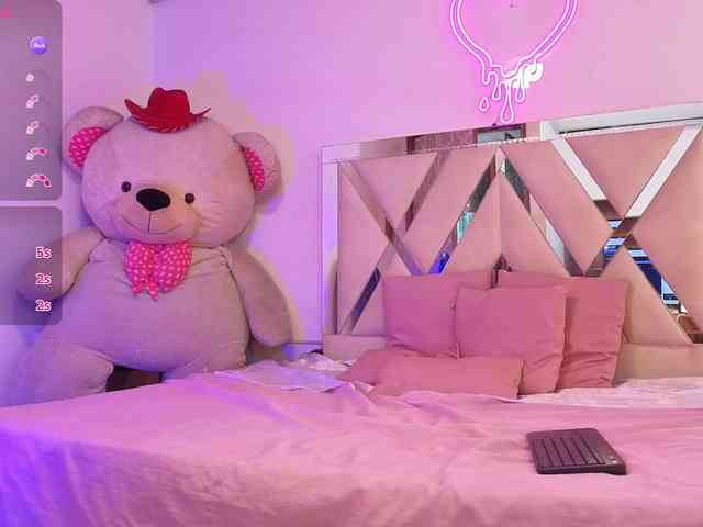 Jazmin-tay webcam