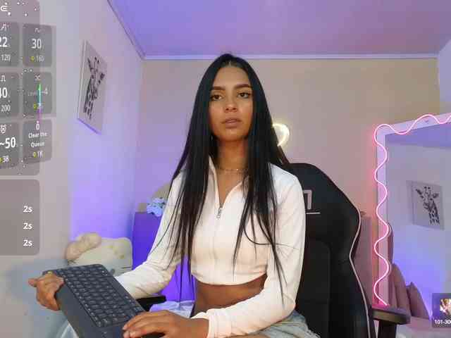 Jazmin-tay webcam
