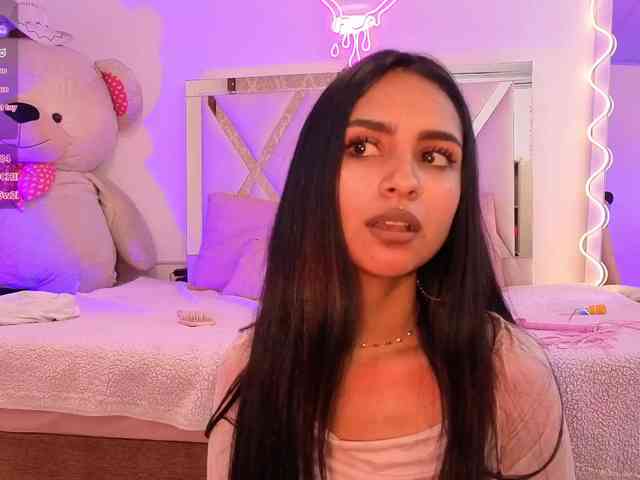 Jazmin-tay webcam