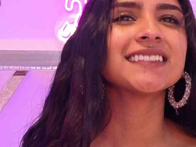 Jazmin-tay webcam