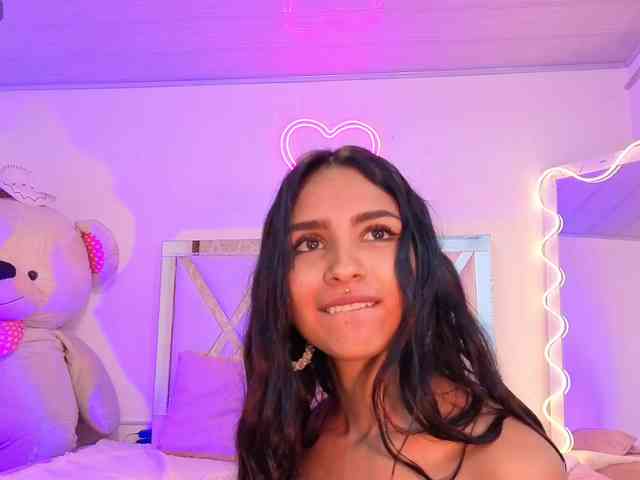 Jazmin-tay webcam