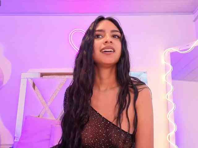 Jazmin-tay webcam
