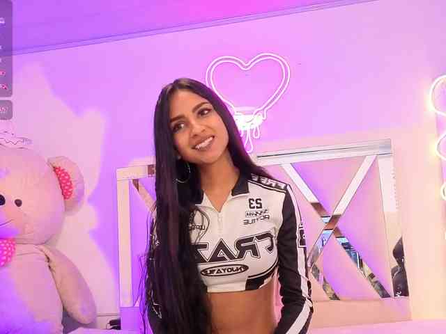 Jazmin-tay webcam