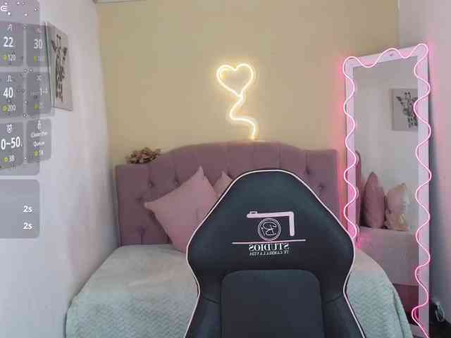 Jazmin-tay webcam