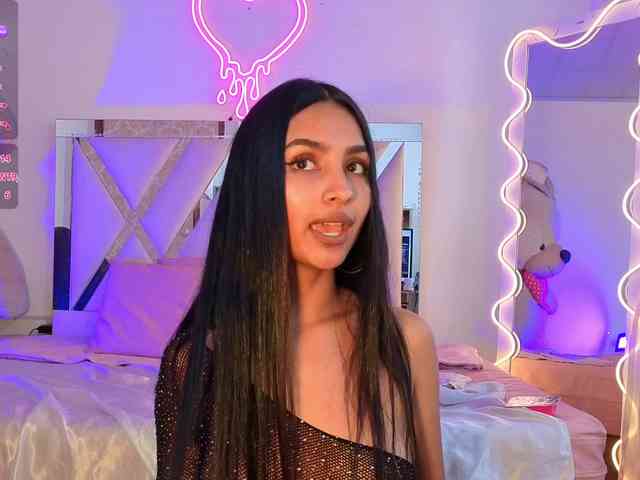 Jazmin-tay webcam