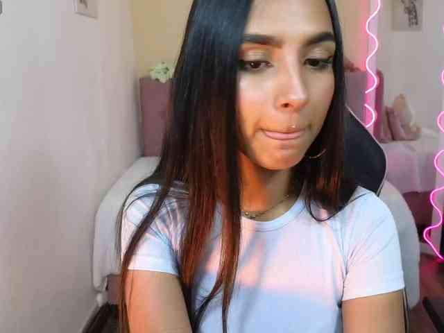 nude chat room Jazmin-tay
