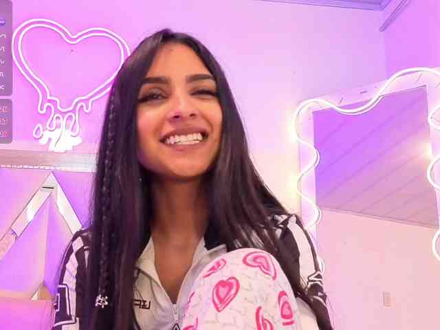 Jazmin-tay webcam