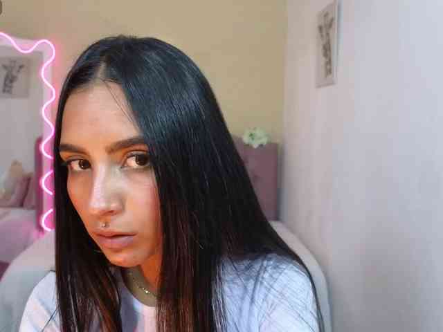 Jazmin-tay webcam