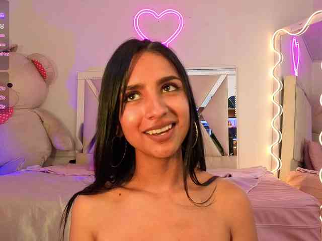 Jazmin-tay webcam