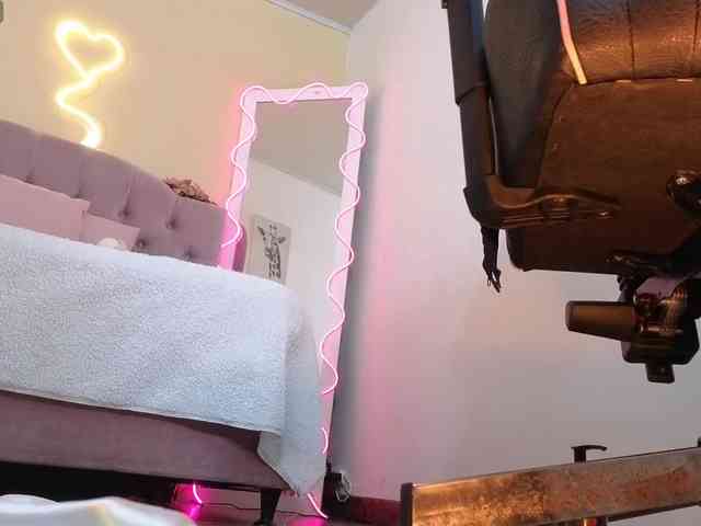 Jazmin-tay webcam