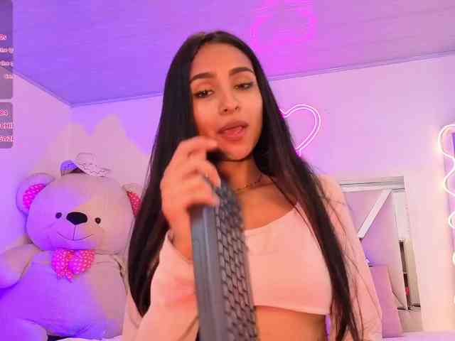 Jazmin-tay webcam