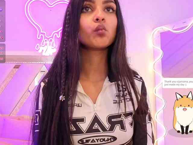 Jazmin-tay webcam