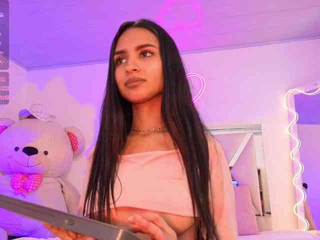 Jazmin-tay webcam