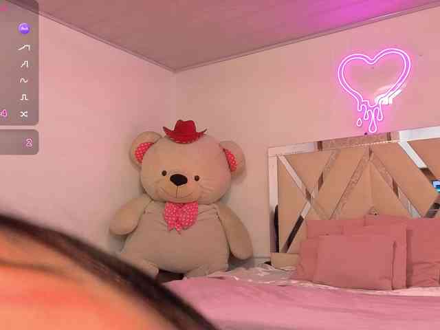 Jazmin-tay webcam