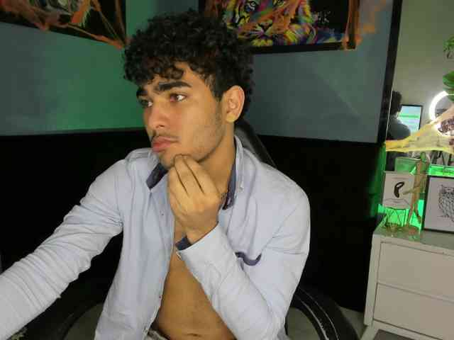 LucasCarterr LucasCarterr