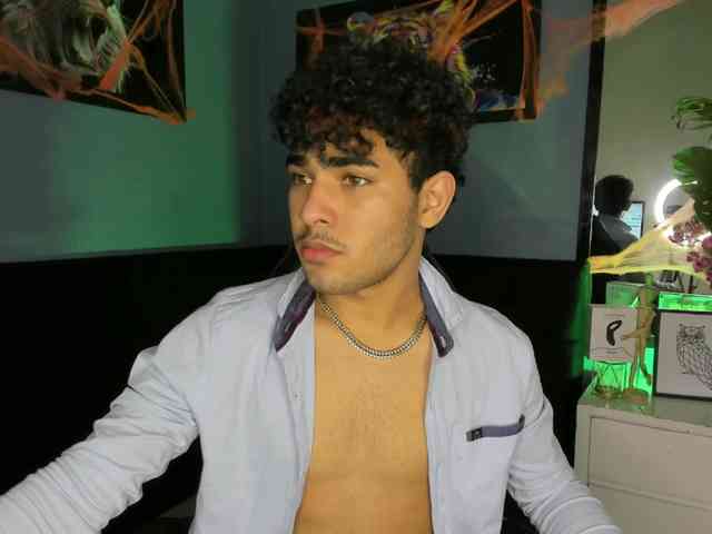 LucasCarterr LucasCarterr