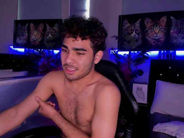 LucasCarterr LucasCarterr