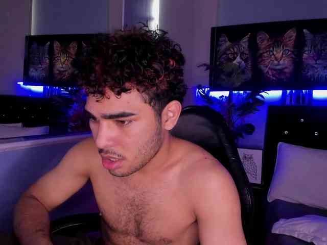 LucasCarterr LucasCarterr