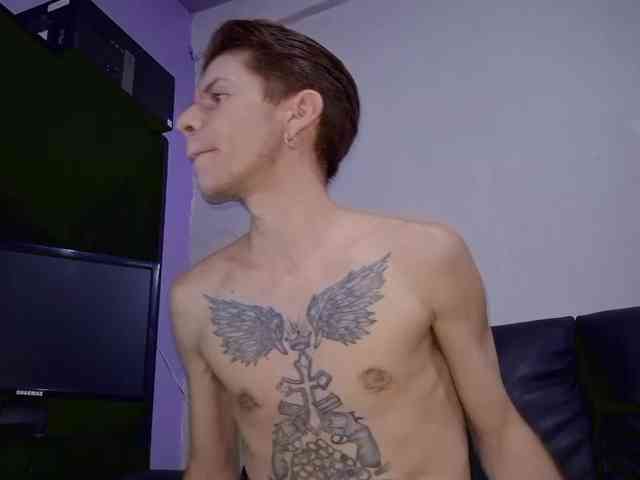 AlessandroRossi Live Webcam on BongaCams AlessandroRossi Live Webcam on BongaCams