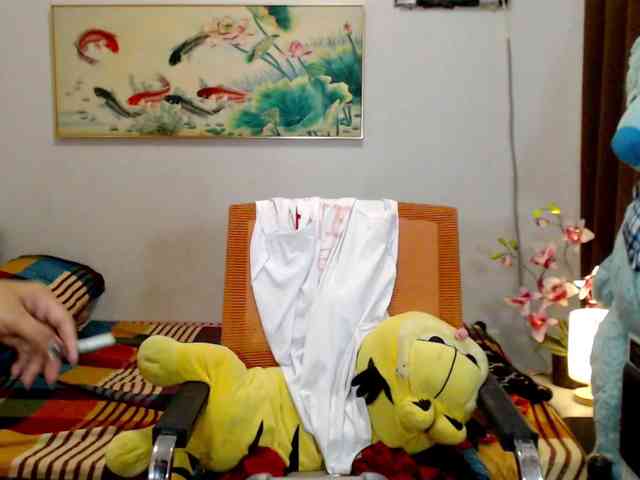 MargaLiciousxxx Live Webcam on {site_name}