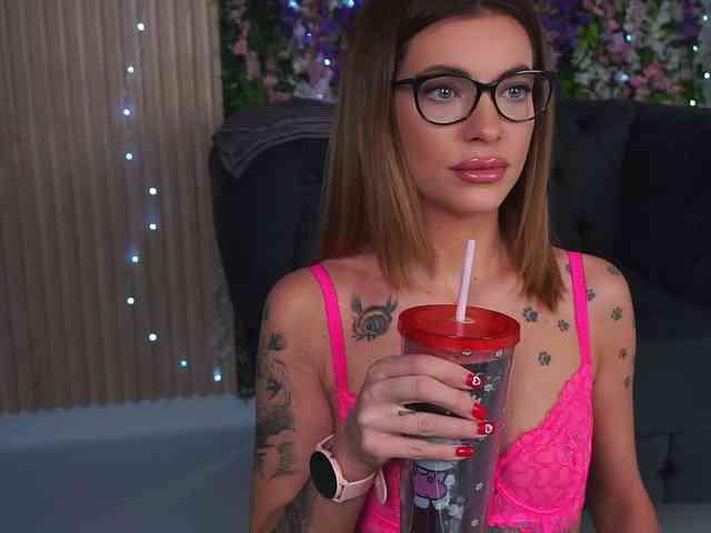 Amanda-Paw webcam