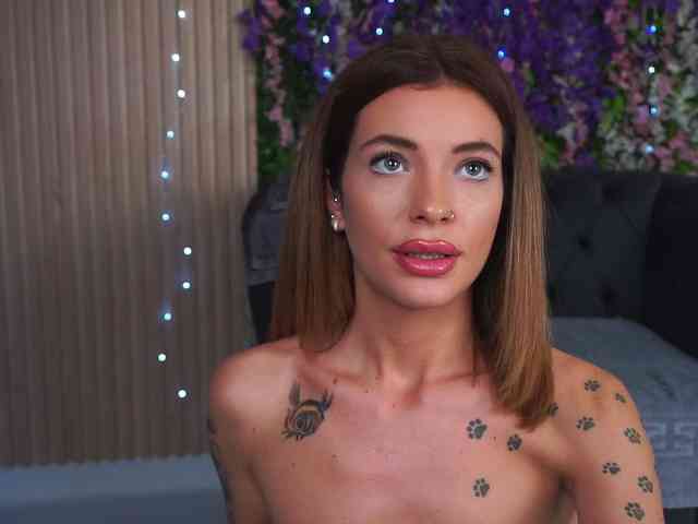 Amanda-Paw webcam