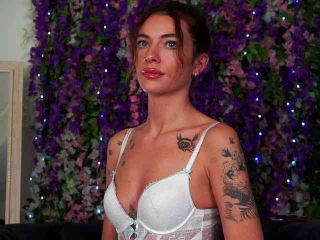 Amanda-Paw webcam