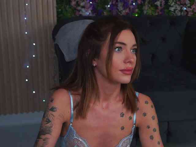 Amanda-Paw webcam