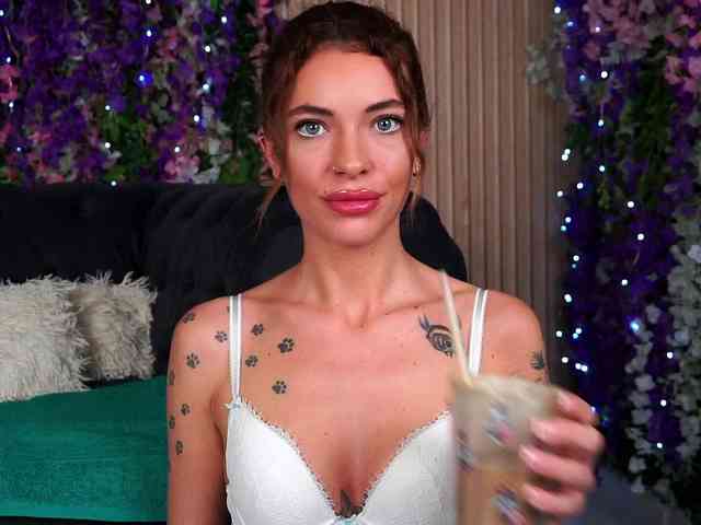 Amanda-Paw webcam