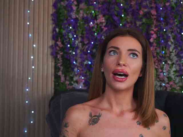 Amanda-Paw webcam