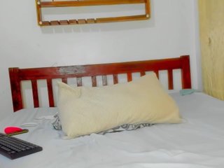 Sam9338 Porn Show