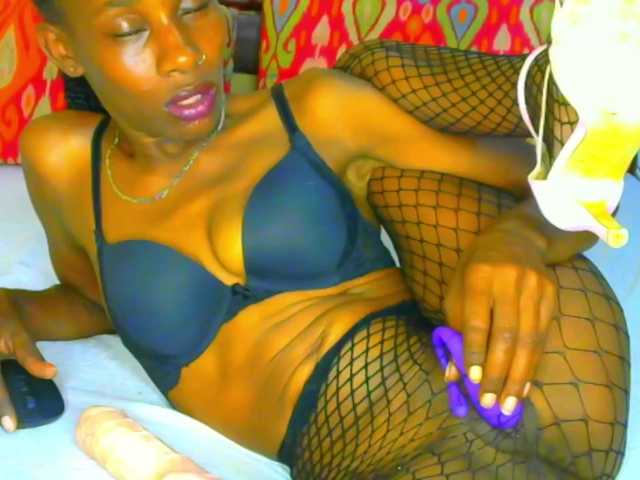 Sam9338's BongaCams show and profile