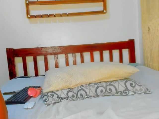 Sam9338's BongaCams show and profile