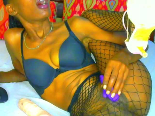 Sam9338's BongaCams show and profile