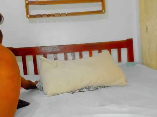 Sam9338's BongaCams show and profile