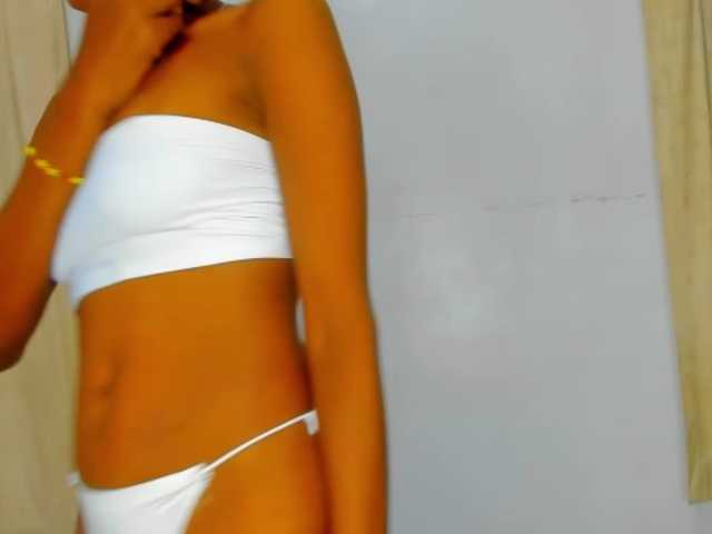 Sam9338's BongaCams show and profile