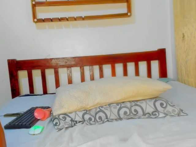 Sam9338's BongaCams show and profile