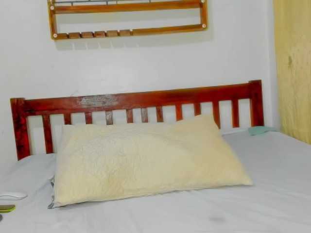 Sam9338 live cam profile