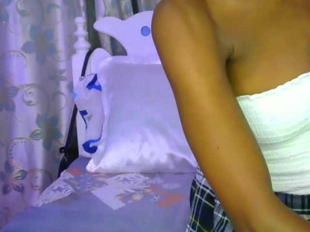 Sam9338's BongaCams show and profile