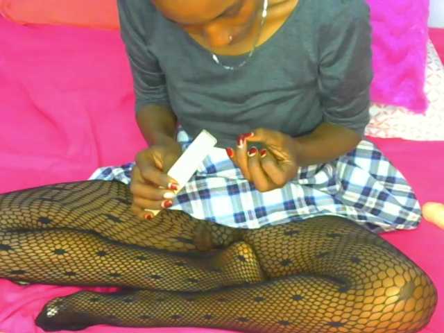 Sam9338's BongaCams show and profile