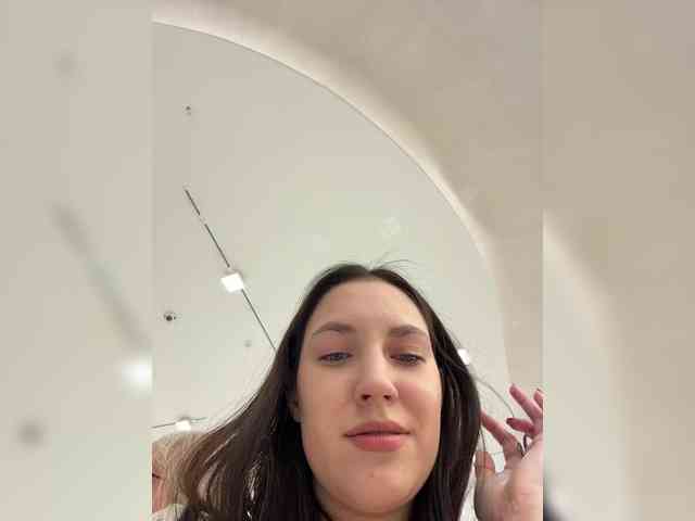 -Your-Michelle- webcam