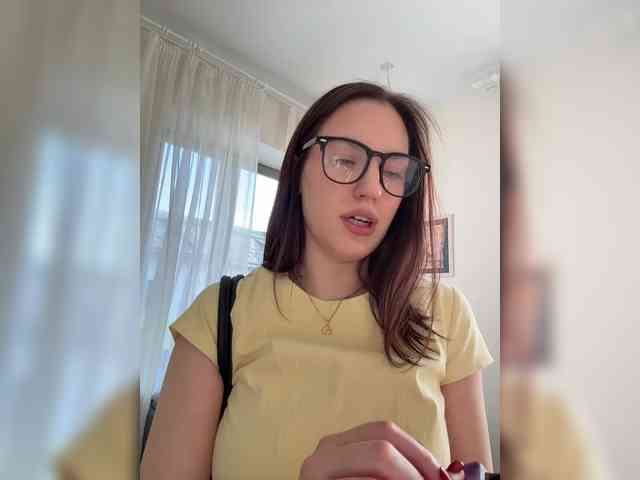 nude live webcam -Your-Michelle-