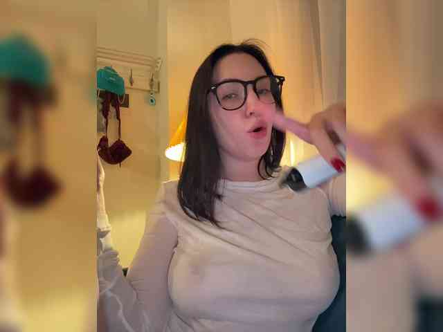 -Your-Michelle- webcam
