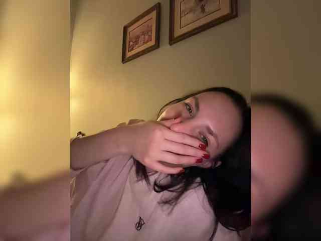 -Your-Michelle- webcam